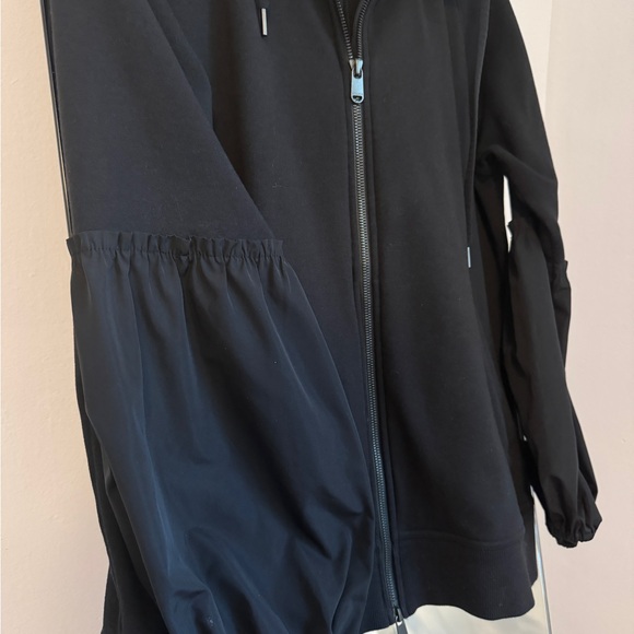 Athleta On My Way Triump Hoodie - Picture 6 of 6